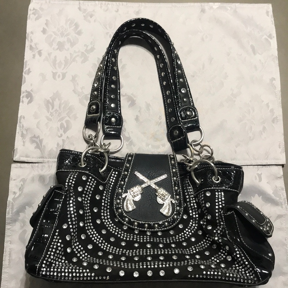 Love Creek Guns Purse
